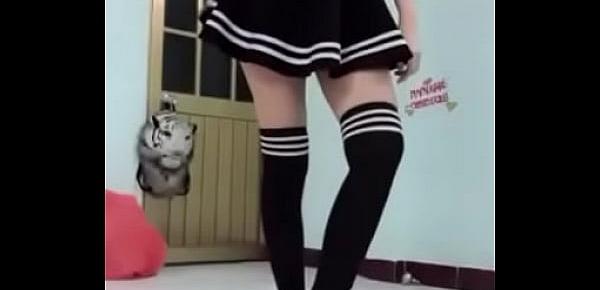  Uplive Em gái Cosplay nữ sinh và đuôi cáo dễ thương